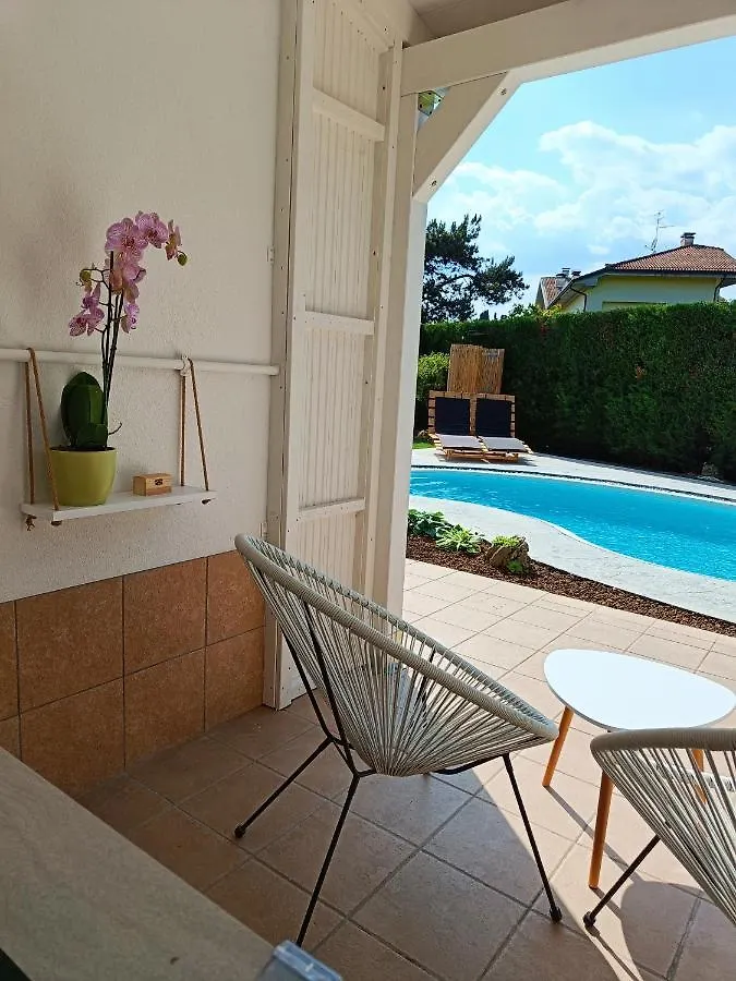 Picnic Room And Pool Castelnuovo del Garda 0*,